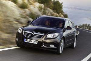 Opel Insignia Sports Tourer BiTurbo CDTI 2012 года